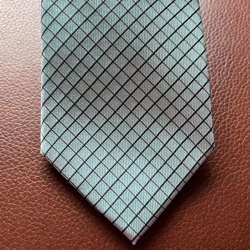 MICHAEL Michael Kors Men's Silk Tie Blue Satin Rhombus Windowpane